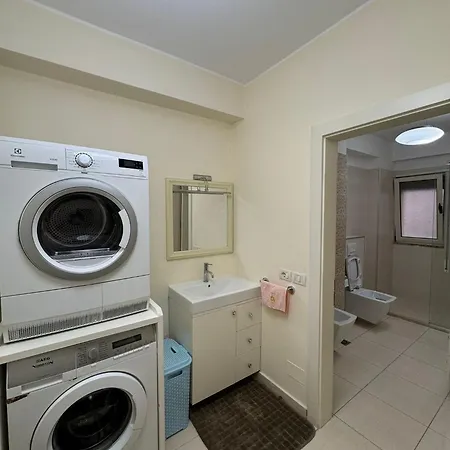 Luxury In Διαμέρισμα *